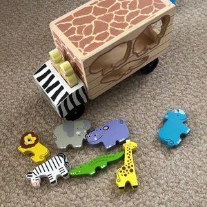 melissa doug safari truck